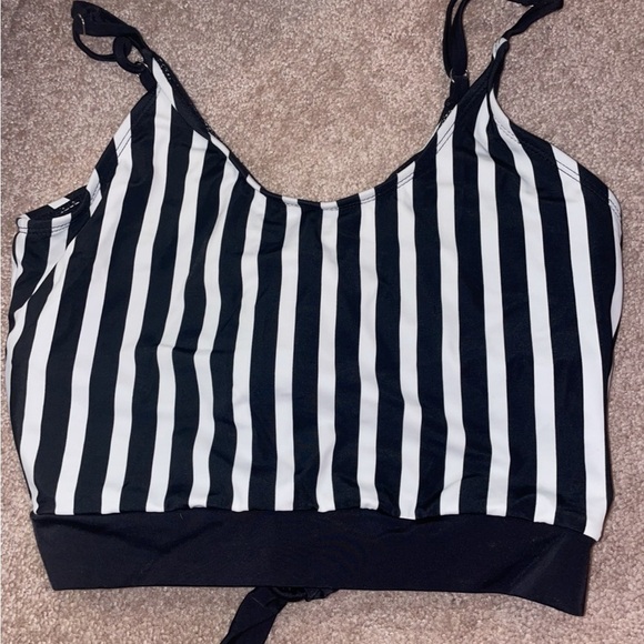 - coral Reef  Women's Striped tankini top  Black/white  Size M High Support - Picture 6 of 7